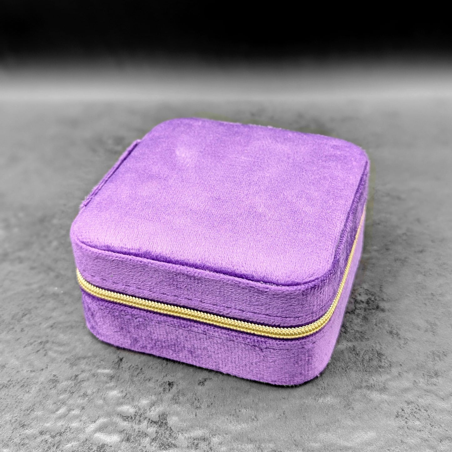 Compact Jewellery Case